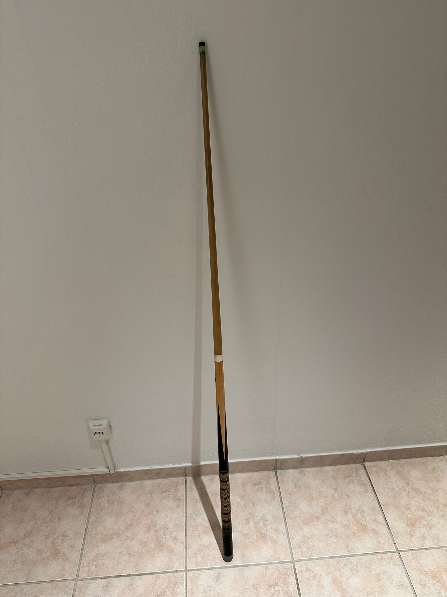 Buffalo Billardqueue – 1,42 m, Holz, Profiqualität